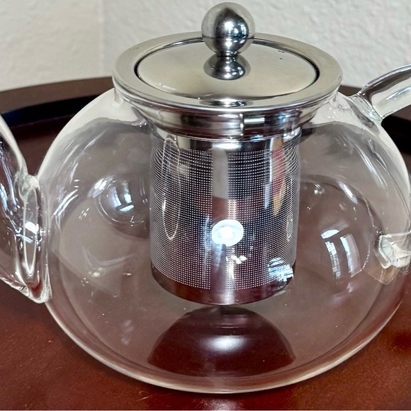 Transparent Glass Teapot with Silver Infuser - Picture 11 of 13